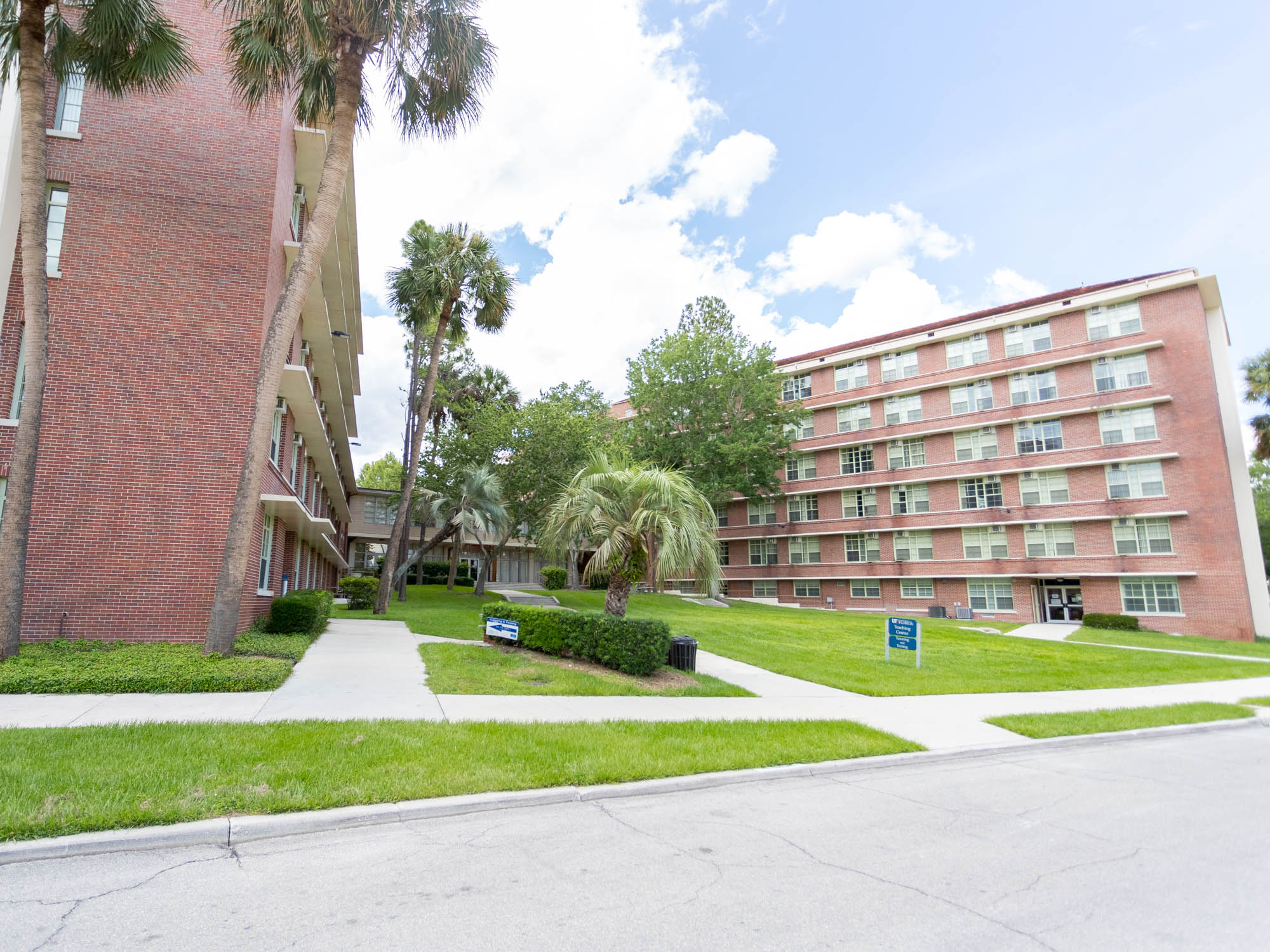 Broward Hall | Housing & Residence Life